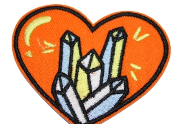 Iron On Patch Embroidered LOVE CRYSTAL